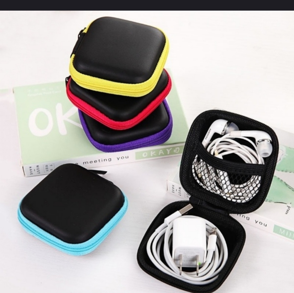 Multifunctional hard pocket case